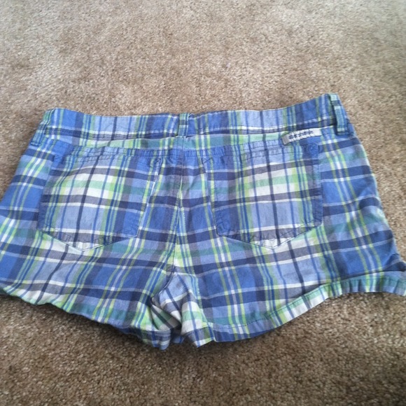 Shorts - Picture 2 of 2