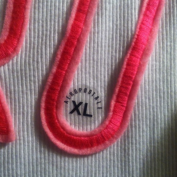 Aero shirt. Never worn , just pulled tags out.- - Picture 2 of 4