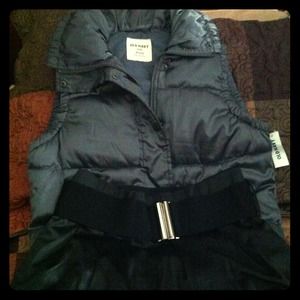 Old Navy and F21 black skirt!