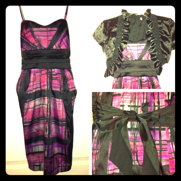 Great dress with or without shrug