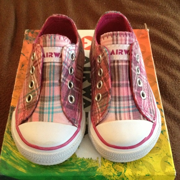 ❤Traded❤ Pink Plaid Toddler Shoes