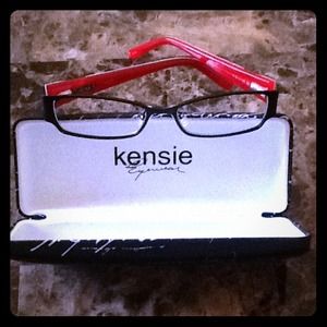 Kensie Glasses and Case