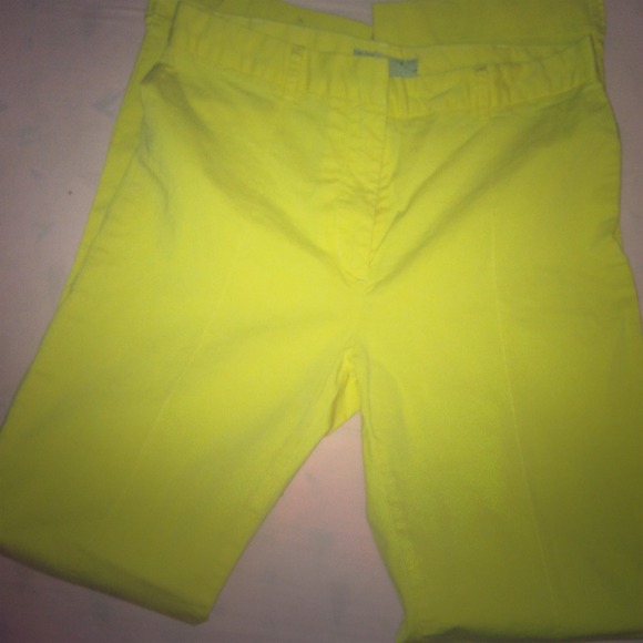 Light Yellow Pintuck Pants!!