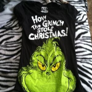 Med tee new never worn w/o tags