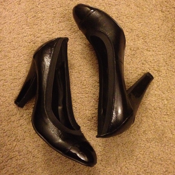 Shoes - 💥Work Wear Pumps