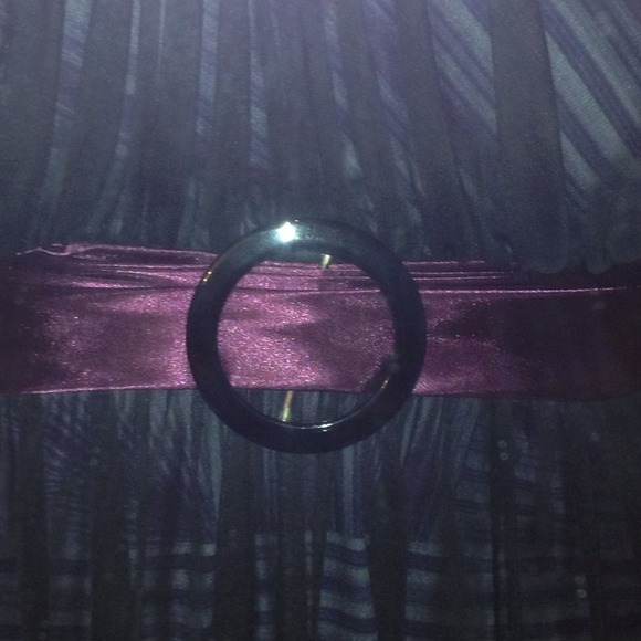 Above the knee party dress - Picture 2 of 3