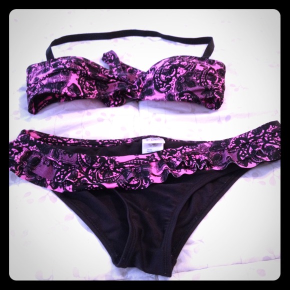 Cute black and hot pink swimsuit