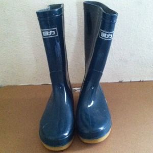 Teal rain boots