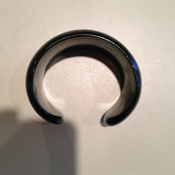 SOLD IN A BUNDLE Cuff bracelet - Picture 2 of 3