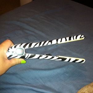 Chi straightener (reduced)