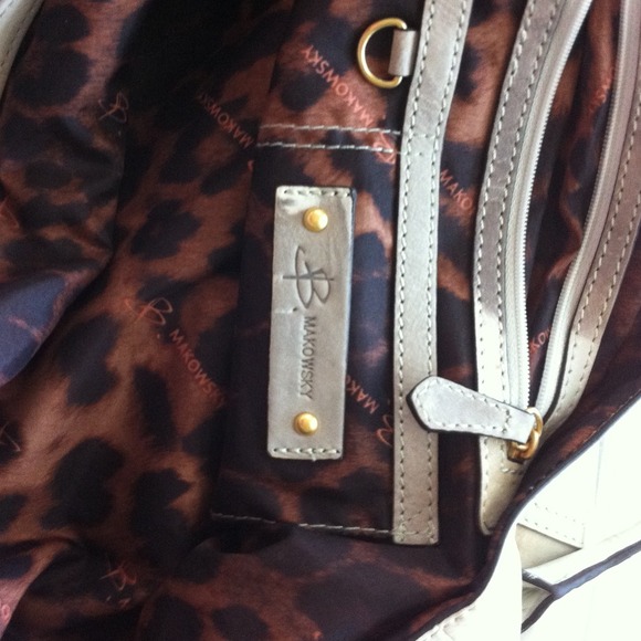 Handbag - Picture 3 of 3