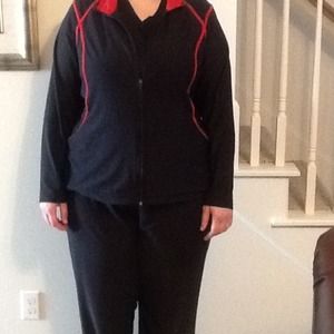 Xersion active wear size 2x. Three piece.