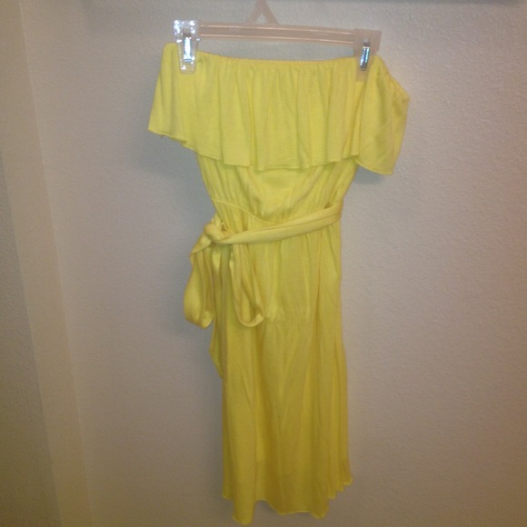 Small Yellow dress