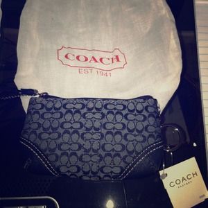 Bundle for @abegailj1