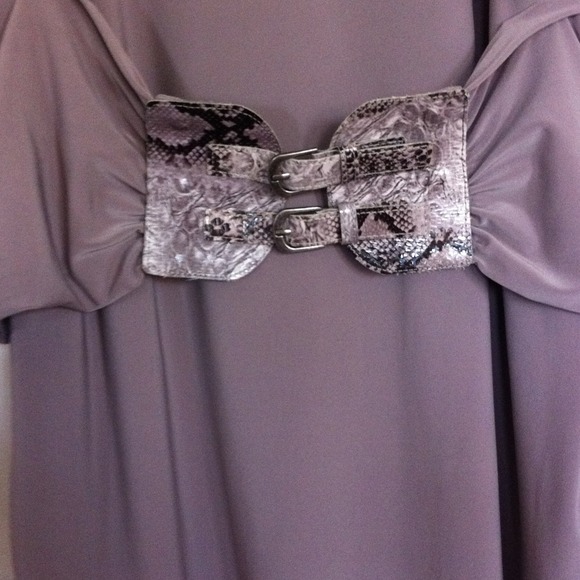 Dress - Picture 2 of 3