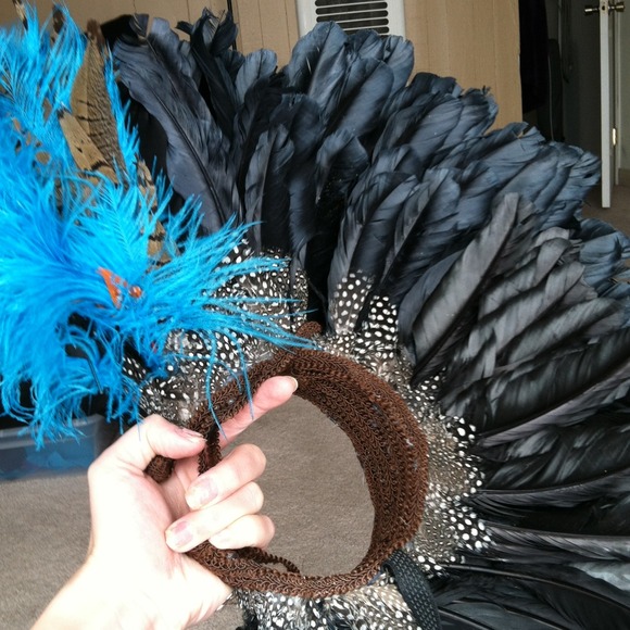 Feather Mohawk - Picture 2 of 2