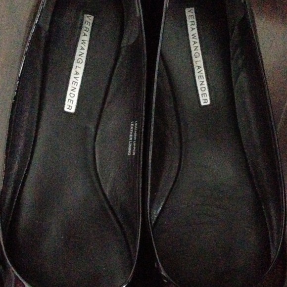 Vera wang lavender ballet flats - Picture 2 of 3
