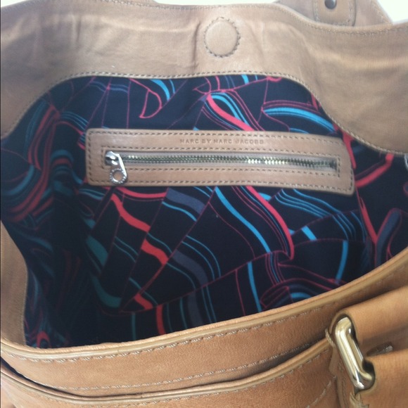 Reduced *Marc by Marc Jacobs * Authentic Lg Hobo - Picture 3 of 4