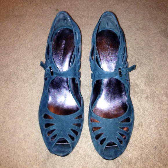 Nine West turquoise suede shoes - Picture 2 of 4
