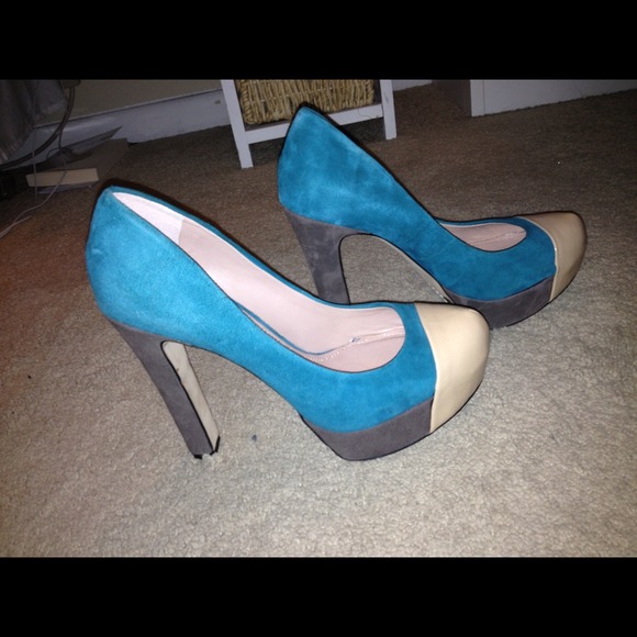 Vince camuto shoes - Picture 1 of 4