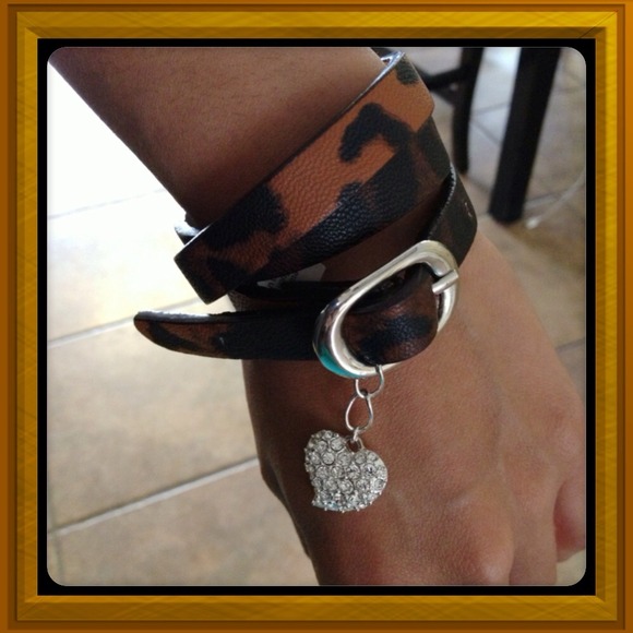 🔴SOLD🔴 Animal print wrap bracelet
