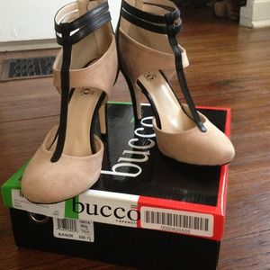 Bucco Neva Black Nude Ankle Strap Pump
