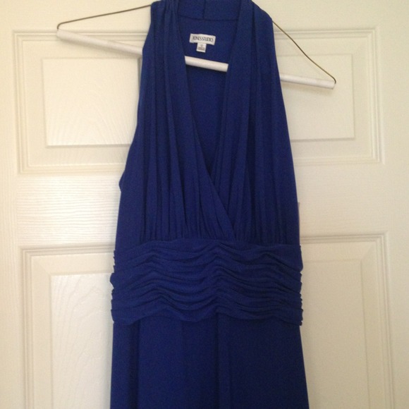 Beautiful cobalt blue halter dress by Jones Studio - Picture 2 of 2