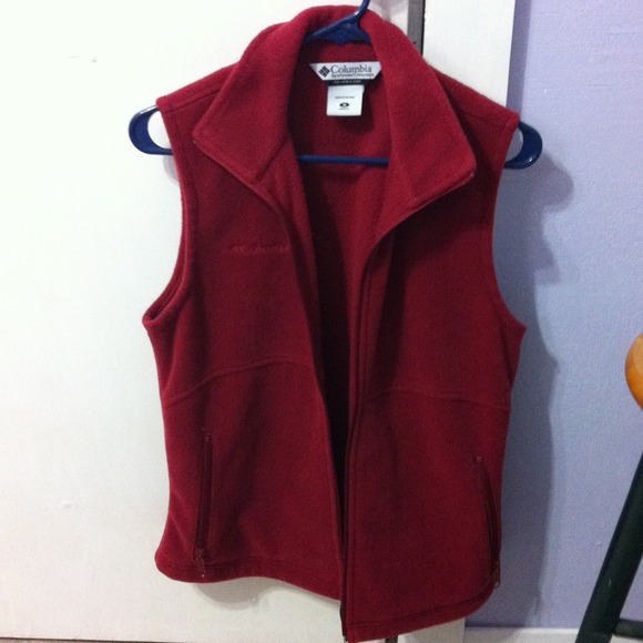 Women's Red Vest Columbia Brand Size Medium