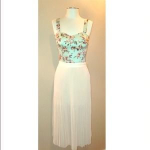 SOLD Pleated midi chiffon skirt