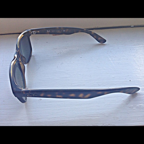 SOLD! - Picture 3 of 3