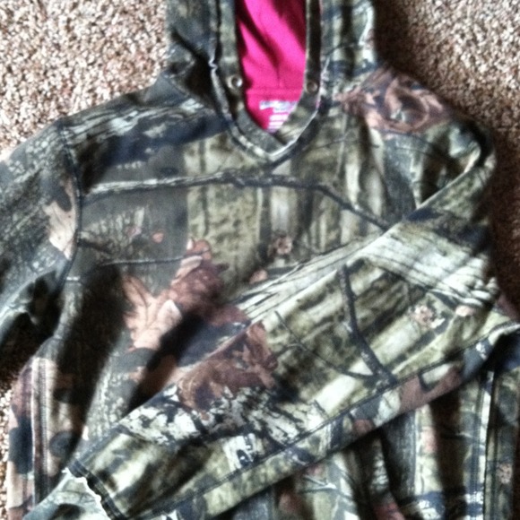 Mossy Oak Camo Hoodie!!