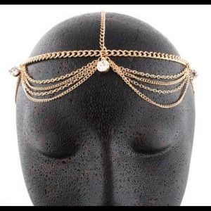 🚫SOLD🚫Beautiful headpiece with rhinestone