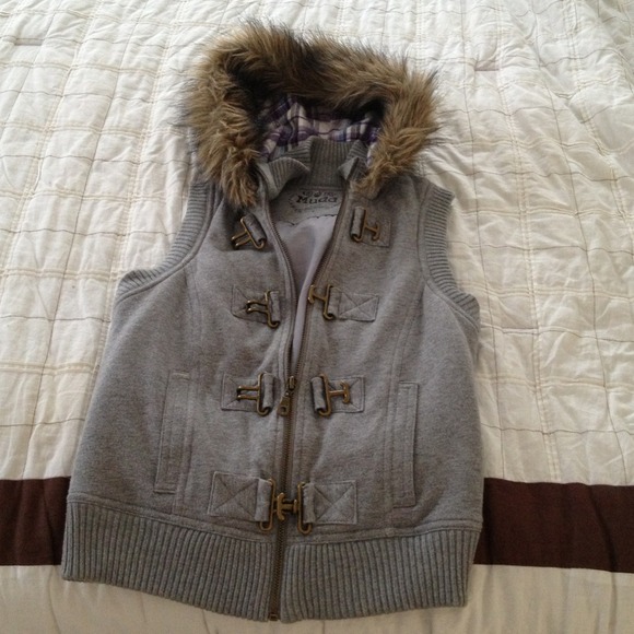 Mudd Hoodie vest very cute