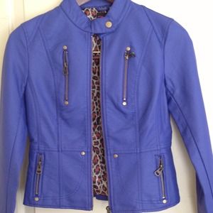 Bebe seamed exposed zip jacket