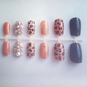 Nude Cheetah Nails with Swarvoski Crystals 🐯💎