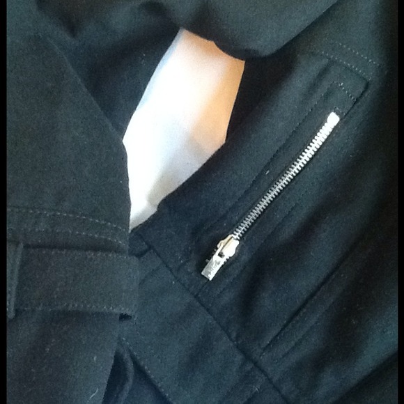 Express Black zip up jacket. New with tags. - Picture 3 of 4