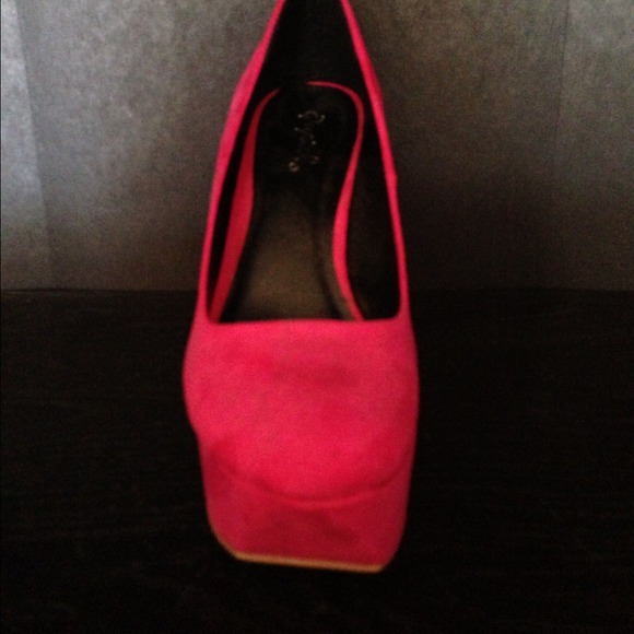❌Sold❌Pink wedge - Picture 3 of 5