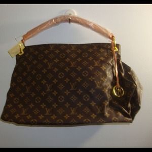 Bundle 2 artsy bags 1 brwn monogram 1 white Damier