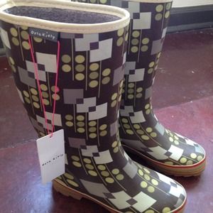 NWT Orla Kiely fleece-lined galoshes size 37