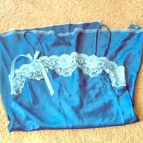 💋💋💋SOLD💋💋💋Victoria's Secret angels nighty