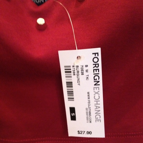 🚫SOLD🚫Studded Crop Top - Picture 3 of 4