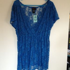 Blue lace torrid top