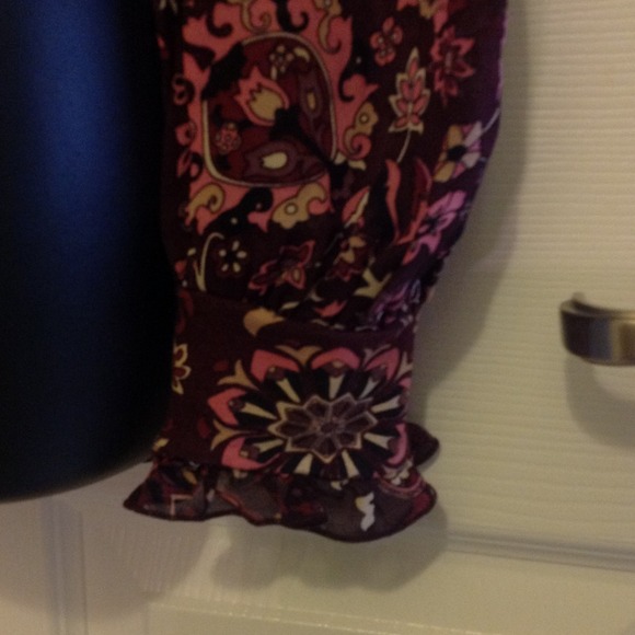 Top - Picture 2 of 3