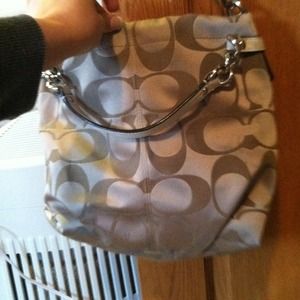 ****SOLD******Authentic coach bag