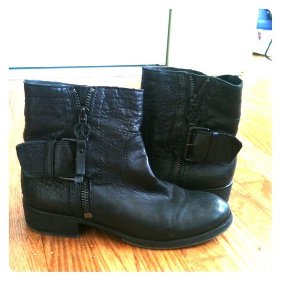 Black boots