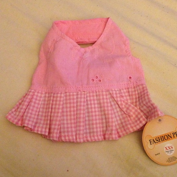 😊Beautiful Pet Clothing!!😊🎈Size -XS & XXS.