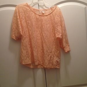 Perfect for spring! Pink lace top