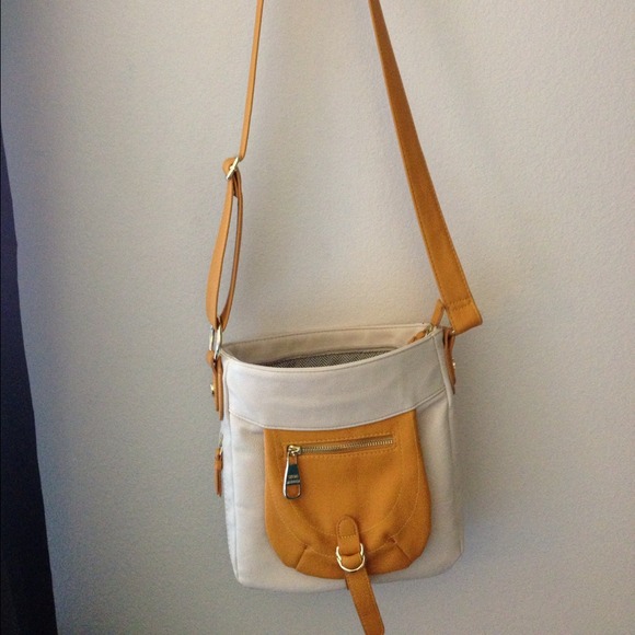 Steve Madden Cross body hand bag