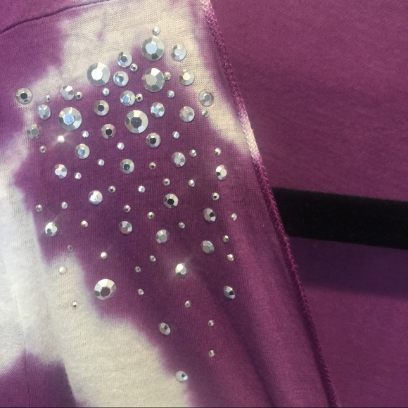 Top - Picture 4 of 4