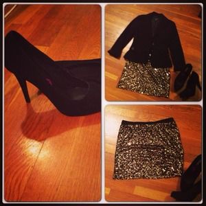 Black and gold sequin skirt.
